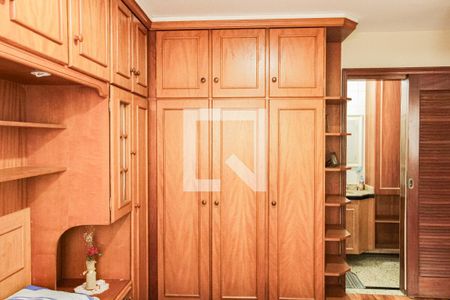 Apartamento à venda com 190m², 3 quartos e 2 vagas Apartamento à venda com 190m², 3 quartos e 2 vagasQuarto 1