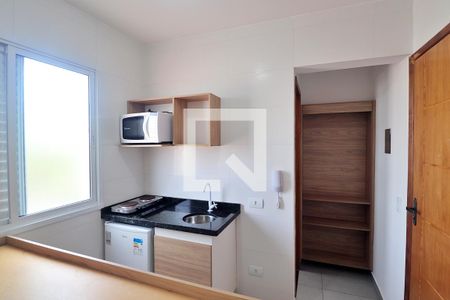 Quarto de kitnet/studio para alugar com 1 quarto, 10m² em Vila Sao Pedro, Santo André
