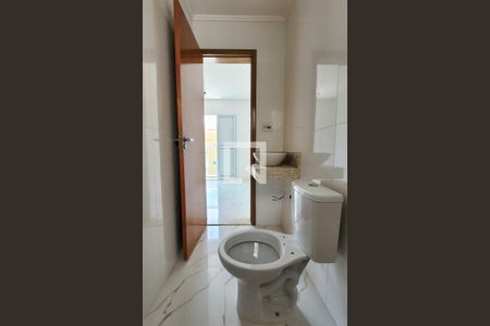Apartamento à venda com 102m², 2 quartos e 1 vaga Apartamento à venda com 102m², 2 quartos e 1 vagaBanheiro da suíte