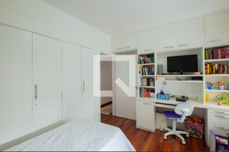 Apartamento à venda com 120m², 3 quartos e 1 vaga Apartamento à venda com 120m², 3 quartos e 1 vagaQuarto 2