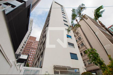 Apartamento à venda com 120m², 3 quartos e 1 vaga Apartamento à venda com 120m², 3 quartos e 1 vagaFachada