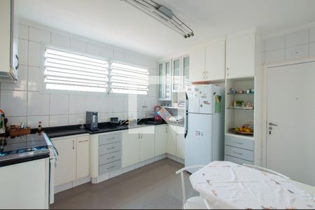 Apartamento à venda com 120m², 3 quartos e 1 vaga Apartamento à venda com 120m², 3 quartos e 1 vagaCozinha
