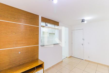 Sala de apartamento para alugar com 2 quartos, 44m² em Santo Amaro, São Paulo