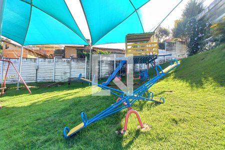 Apartamento à venda com 43m², 2 quartos e 1 vaga Apartamento à venda com 43m², 2 quartos e 1 vagaÁrea comum - Playground