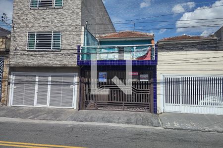 Casa à venda com 140m², 3 quartos e 2 vagasFachada