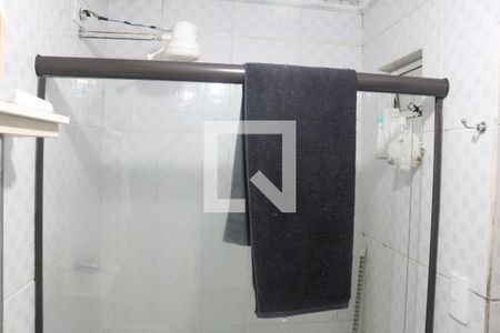 Casa à venda com 140m², 3 quartos e 2 vagasBanheiro 2
