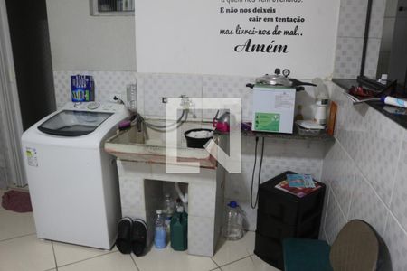 Casa à venda com 140m², 3 quartos e 2 vagasLavanderia