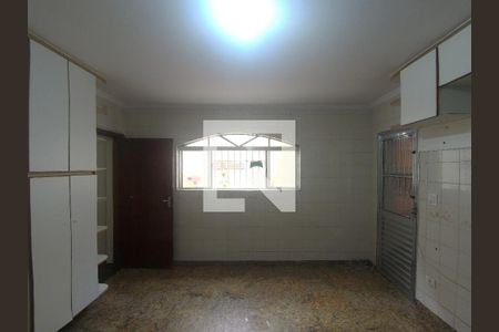 Casa à venda com 200m², 3 quartos e 3 vagasCozinha