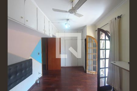 Casa à venda com 200m², 3 quartos e 3 vagasSuíte 01