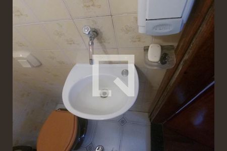 Casa à venda com 200m², 3 quartos e 3 vagasLavabo localizado na sala