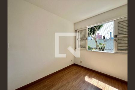 Casa à venda com 280m², 5 quartos e 2 vagas Casa à venda com 280m², 5 quartos e 2 vagasQuarto 3