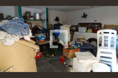 Casa à venda com 271m², 3 quartos e 1 vaga Casa à venda com 271m², 3 quartos e 1 vagaÁrea comum