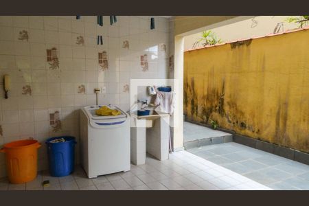 Casa à venda com 271m², 3 quartos e 1 vaga Casa à venda com 271m², 3 quartos e 1 vagaÁrea de Serviço