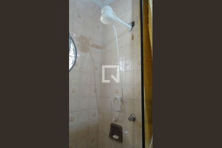 Casa à venda com 271m², 3 quartos e 1 vaga Casa à venda com 271m², 3 quartos e 1 vagaBanheiro 2