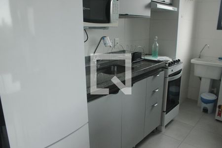 Sala/Cozinha de apartamento para alugar com 2 quartos, 34m² em Jurubatuba, São Paulo