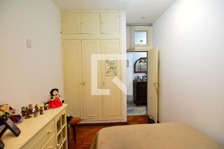 Casa à venda com 240m², 4 quartos e 4 vagas Casa à venda com 240m², 4 quartos e 4 vagasQuarto 2