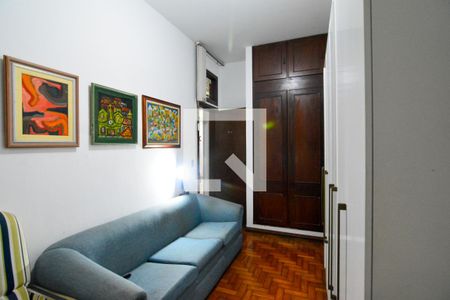 Casa à venda com 240m², 4 quartos e 4 vagas Casa à venda com 240m², 4 quartos e 4 vagasQuarto 1