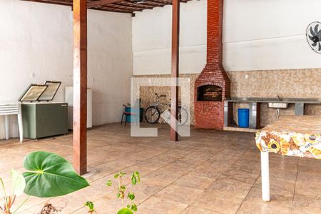 Apartamento à venda com 115m², 2 quartos e 1 vaga Apartamento à venda com 115m², 2 quartos e 1 vagaÁrea comum - Churrasqueira