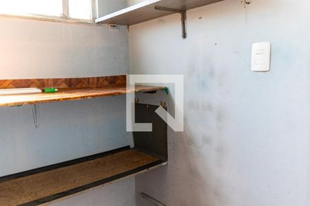 Apartamento à venda com 115m², 2 quartos e 1 vaga Apartamento à venda com 115m², 2 quartos e 1 vagaQuarto da Área de Serviço