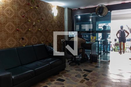 Apartamento à venda com 115m², 2 quartos e 1 vaga Apartamento à venda com 115m², 2 quartos e 1 vagaÁrea comum
