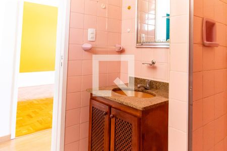 Apartamento à venda com 115m², 2 quartos e 1 vaga Apartamento à venda com 115m², 2 quartos e 1 vagaBanheiro