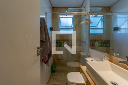 Apartamento à venda com 180m², 5 quartos e 3 vagas Apartamento à venda com 180m², 5 quartos e 3 vagasBanheiro Social 1