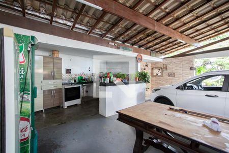 Casa à venda com 520m², 4 quartos e 5 vagas Casa à venda com 520m², 4 quartos e 5 vagasEspaço Gourmet