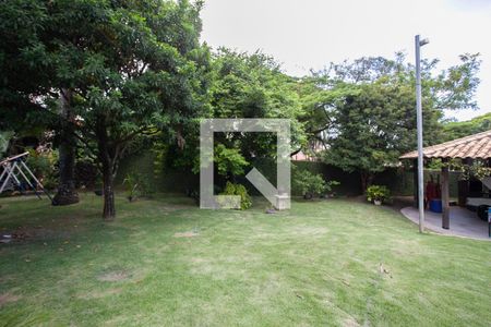 Casa à venda com 520m², 4 quartos e 5 vagas Casa à venda com 520m², 4 quartos e 5 vagasJardim