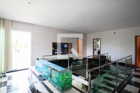 Casa à venda com 520m², 4 quartos e 5 vagas Casa à venda com 520m², 4 quartos e 5 vagas Sala 3