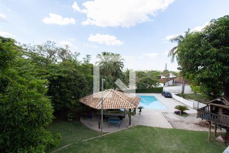 Casa à venda com 520m², 4 quartos e 5 vagas Casa à venda com 520m², 4 quartos e 5 vagasVista do Quarto 2