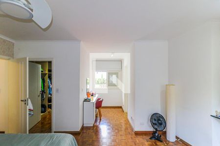 Casa à venda com 300m², 4 quartos e 3 vagas Casa à venda com 300m², 4 quartos e 3 vagasSuíte 2