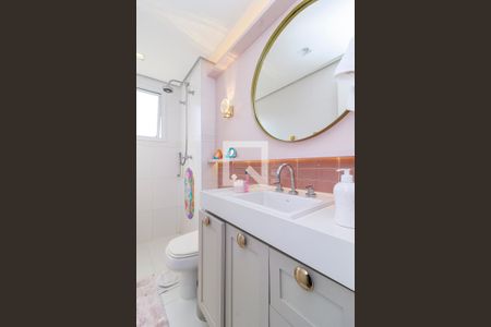 Apartamento à venda com 131m², 3 quartos e 3 vagas Apartamento à venda com 131m², 3 quartos e 3 vagasSuíte 2- Banheiro