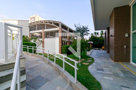 Apartamento à venda com 131m², 3 quartos e 3 vagas Apartamento à venda com 131m², 3 quartos e 3 vagasÁrea Comum