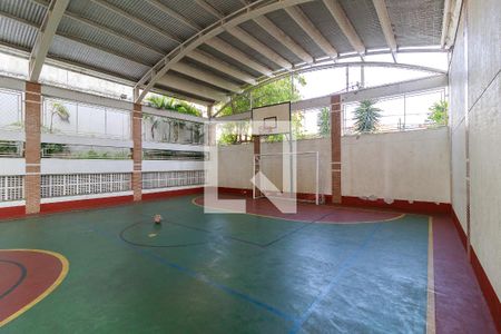 Apartamento à venda com 131m², 3 quartos e 3 vagas Apartamento à venda com 131m², 3 quartos e 3 vagasQuadra Esportiva