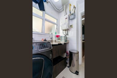 Apartamento à venda com 131m², 3 quartos e 3 vagas Apartamento à venda com 131m², 3 quartos e 3 vagasÁrea de Serviço