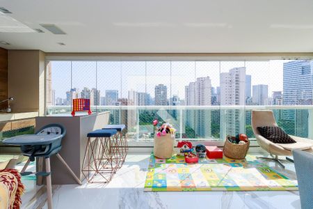 Apartamento à venda com 131m², 3 quartos e 3 vagas Apartamento à venda com 131m², 3 quartos e 3 vagasSala