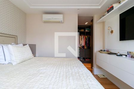 Apartamento à venda com 131m², 3 quartos e 3 vagas Apartamento à venda com 131m², 3 quartos e 3 vagasSuíte Principal
