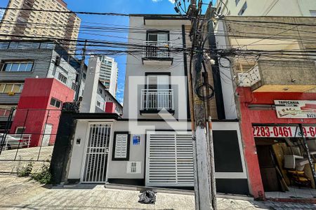 Apartamento à venda com 30m², 1 quarto e sem vaga Apartamento à venda com 30m², 1 quarto e sem vagaFachada