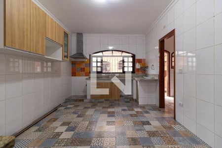 Casa à venda com 240m², 2 quartos e 2 vagas Casa à venda com 240m², 2 quartos e 2 vagasCozinha