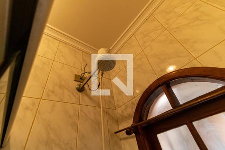 Casa à venda com 240m², 2 quartos e 2 vagas Casa à venda com 240m², 2 quartos e 2 vagasBanheiro Social