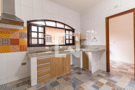 Casa à venda com 240m², 2 quartos e 2 vagas Casa à venda com 240m², 2 quartos e 2 vagasCozinha