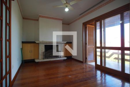 Casa à venda com 275m², 3 quartos e 3 vagasSala 3 - TV e Lareira