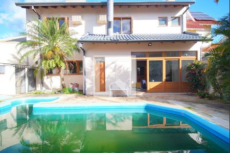 Casa à venda com 275m², 3 quartos e 3 vagasFachada dos Fundos