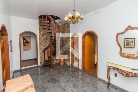 Casa à venda com 500m², 6 quartos e 2 vagas