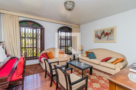 Casa à venda com 500m², 6 quartos e 2 vagas