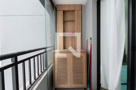 Studio à venda com 30m², 1 quarto e sem vaga Studio à venda com 30m², 1 quarto e sem vagaSacada