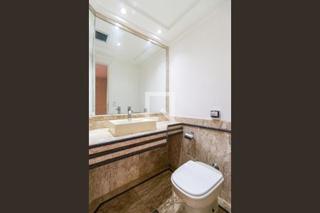 Lavabo de apartamento para alugar com 4 quartos, 200m² em Vila Andrade, São Paulo