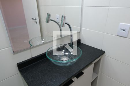 Banheiro de apartamento à venda com 1 quarto, 30m² em Pinheiros, São Paulo