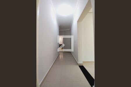 Corredor  de casa para alugar com 3 quartos, 150m² em Swiss Park, Campinas