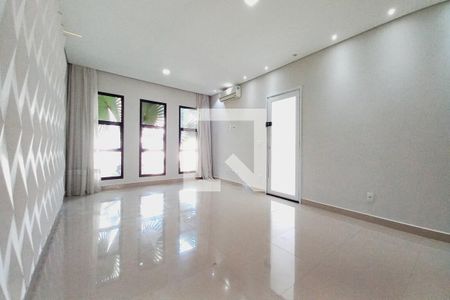 Sala de casa para alugar com 3 quartos, 150m² em Swiss Park, Campinas